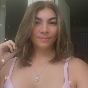 Meet your Posher, Lynzee